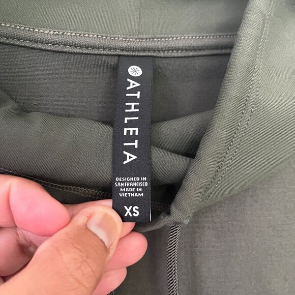 Athleta Sweatshirt Women's Sz XS Mountain Olive  Hermosa Mock Neck - Picture 5 of 7